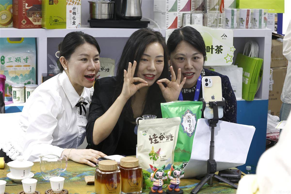 姚记捕鱼炸翻天hipy